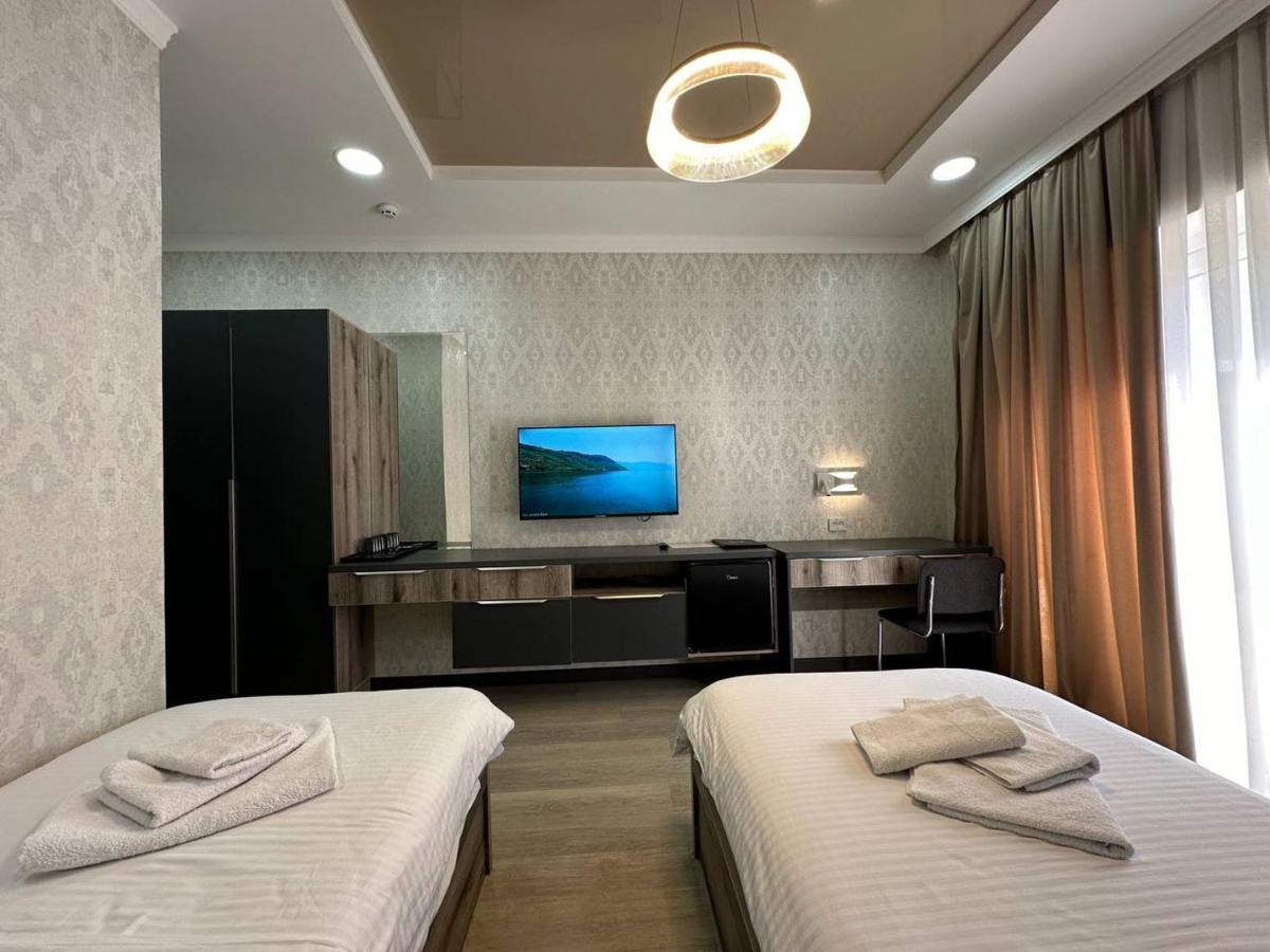 Vip Hotel Tashkent Bagian luar foto