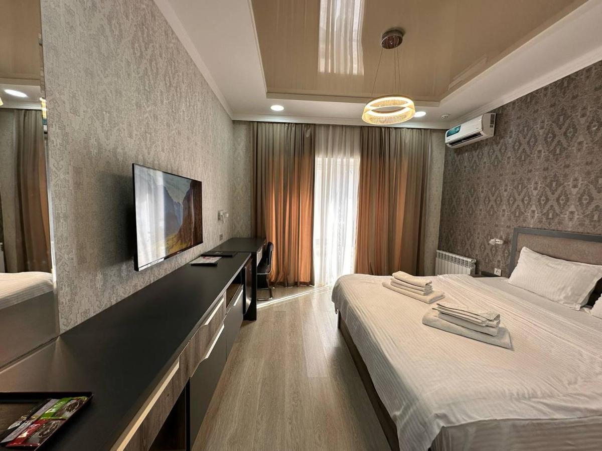 Vip Hotel Tashkent Bagian luar foto
