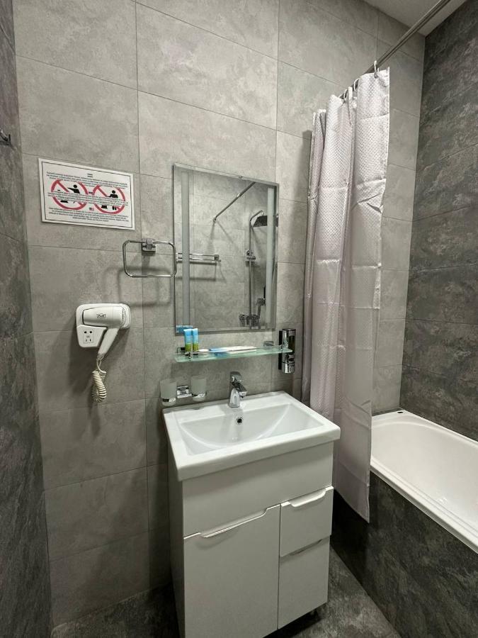 Vip Hotel Tashkent Bagian luar foto