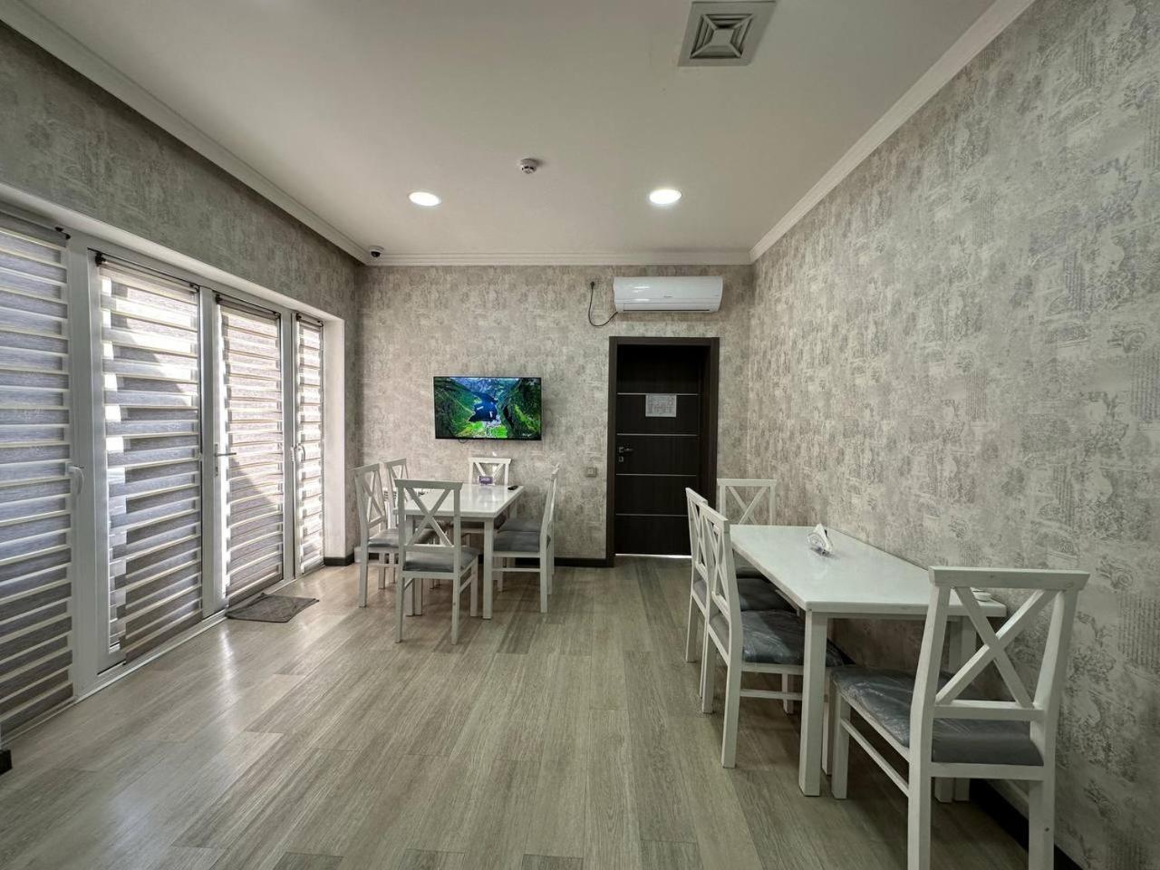 Vip Hotel Tashkent Bagian luar foto